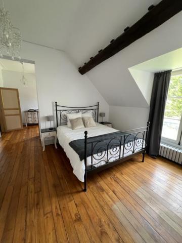 Chateau De Villefargeau Extérieur photo